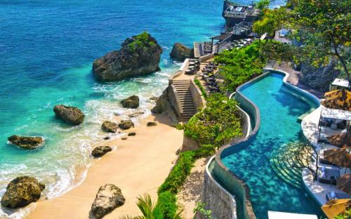 Indonesia: Bali Island is expected to welcome visitors back from July