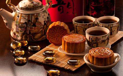 Typical autumn dishes around the world