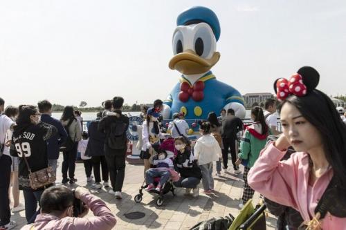 800 million Chinese people travel during the Mid-Autumn Festival