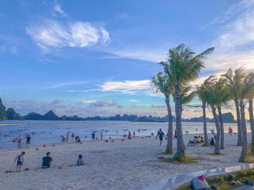 Quang Ninh reopens many tourism and entertainment activities