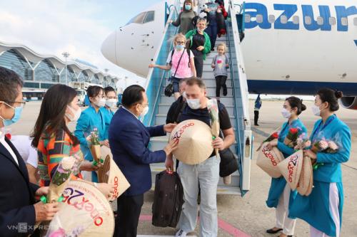 11 businesses propose to announce the opening time of tourism
