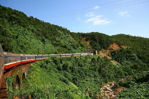 North - South train in the top of the world's train experience