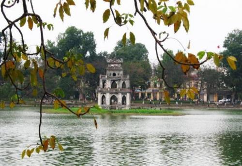6 reasons making tourists adore walking street around Hoan Kiem lake in Hanoi tours