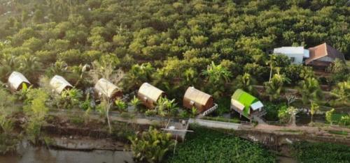 Travel Guide: Ben Tre province