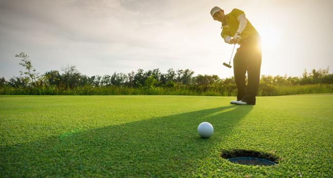 Hanoi - Halong Bay Golf Tour with 01 night staying on cruise